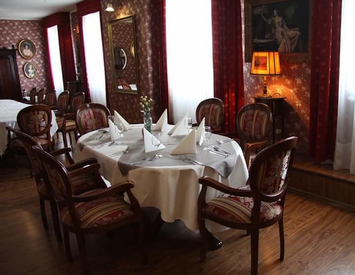 Hotel I Restauracja Chopin Żary Exteriör bild